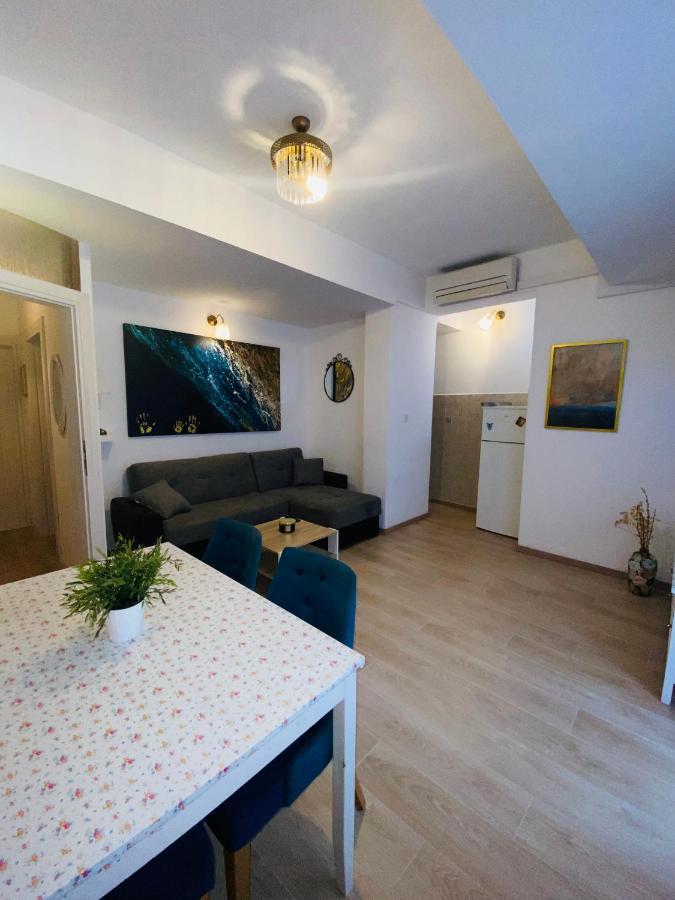 Apartment Andrea Baška Voda Buitenkant foto