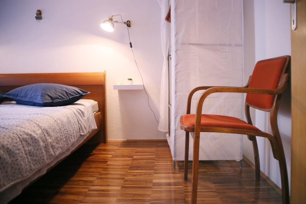 Apartment Andrea Baška Voda Buitenkant foto